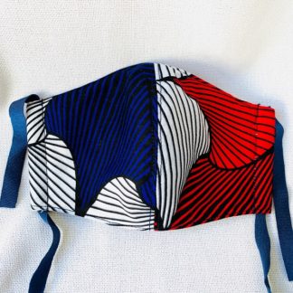 <span style="color: #ff6347; font-style: bold;">【売切】</span><br>裏地キルト<br>手作りマスク(M)<br>ブルー&ホワイト