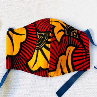 <span style="color: #ff6347; font-style: bold;">【売切】</span><br>裏地キルト<br>手作りマスク(M)<br>レッド&リーブス