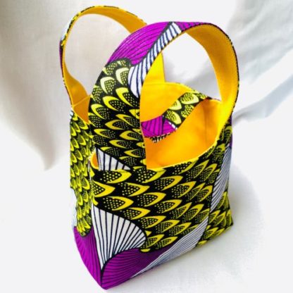 <span style="color: #ff6347; font-style: bold;">【サンプル画像】</span><br>アフリカ布のトートバッグ<br>小<br>別布で注文可能 - 画像 (3)