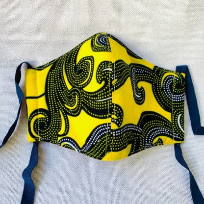 <span style="color: #ff6347; font-style: bold;">【売切】</span><br>裏地キルト<br>手作りマスク（M）<br>イエロー
