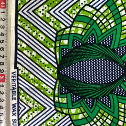 <span style="color: #ff6347; font-style: bold;">【売切】</span>71アフリカ布<br>グリーン - 画像 (2)