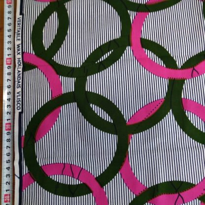 <span style="color: #ff6347; font-style: bold;">【売切】</span>63アフリカ布<br>ピンクサークル