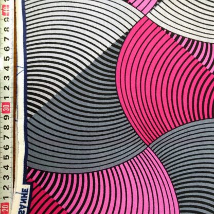 <span style="color: #ff6347; font-style: bold;">【売切】</span>87アフリカ布<br>ピンクサークル