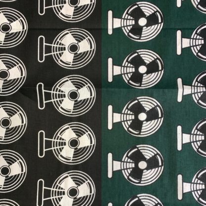 <span style="color: #ff6347; font-style: bold;">【売切】</span>90アフリカ布<br>ファン - 画像 (2)