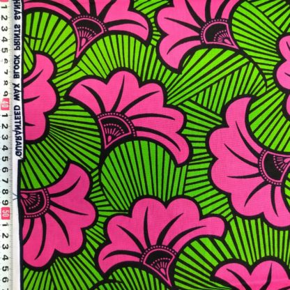 <span style="color: #ff6347; font-style: bold;">【売切】</span>15アフリカ布<br>ピンク＆リーブス