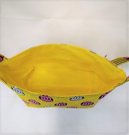 <span style="color: #ff6347; font-style: bold;">【売切】</span><br>098_アフリカ布で作った小物入れ（大）<br>イエロー - 画像 (2)