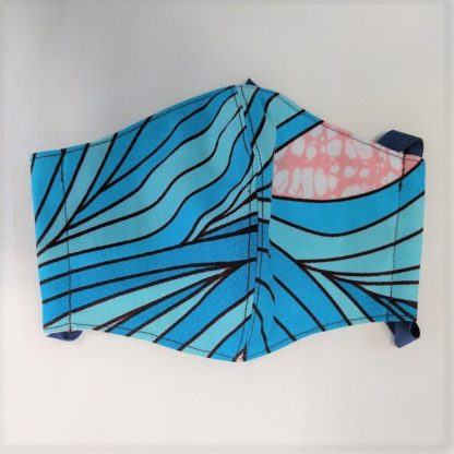 <span style="color: #ff6347; font-style: bold;">【売切】</span><br>裏地ガーゼ<br>手作りマスク（M）<br>ライトブルー1