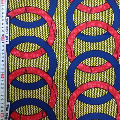 <span style="color: #ff6347; font-style: bold;">【売切】</span><br>136アフリカ布<br>ブルー＆レッドサークル