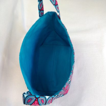 アフリカ布で作った小物入れ（大）<span style="color: #ff6347; font-style: bold;">【売切】</span><br>ブルー＆レッド - 画像 (2)