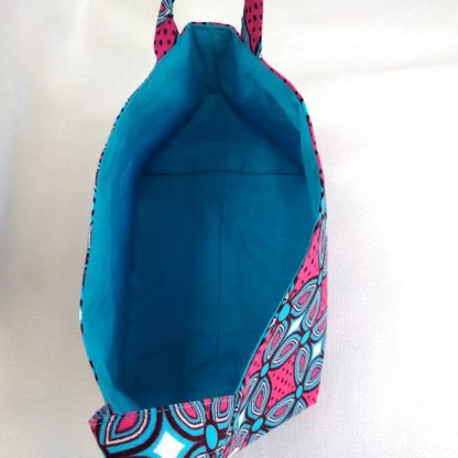 アフリカ布で作った小物入れ（小）<span style="color: #ff6347; font-style: bold;">【売切】</span><br>ブルー＆レッド - 画像 (2)