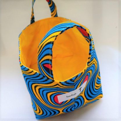 アフリカ布で作った小物入れ（小）<br>ブルー＆イエロー<br><span style="color: #ff6347; font-style: bold;">【売切】</span> - 画像 (2)