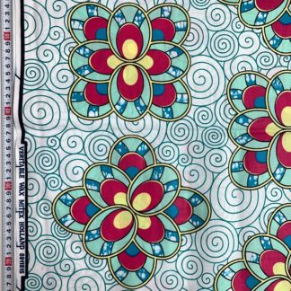 <span style="color: #ff6347; font-style: bold;">【売切】</span><br>079アフリカ布<br>ホワイト＆フラワー