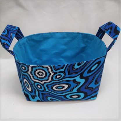 <span style="color: #ff6347; font-style: bold;">【売切】</span><br>090<br>アフリカ布で作った小物入れ（小）<br>ブルー