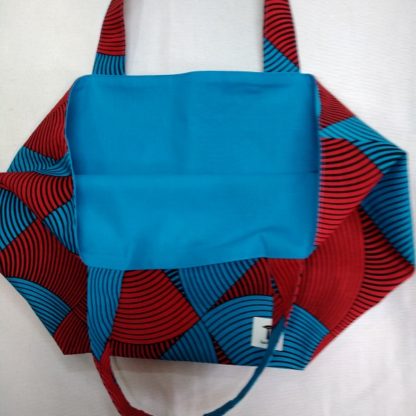 <span style="color: #ff6347; font-style: bold;">【売切】</span><br>088<br>アフリカ布の<br>エコバッグ（大） <br>レッド＆ブルー - 画像 (2)