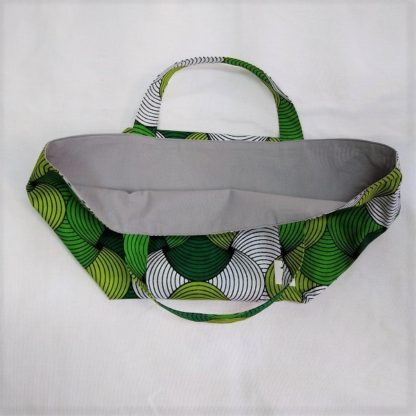 <span style="color: #ff6347; font-style: bold;">【売切】</span><br>080<br>アフリカ布の<br>エコバッグ<br>グリーン＆ホワイト - 画像 (2)