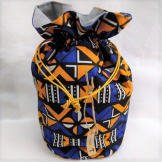 <span style="color: #ff6347; font-style: bold;">【売切】</span><br>099<br>ハネ付き丸底巾着<br>ブルー＆イエロー