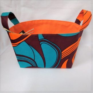 <span style="color: #ff6347; font-style: bold;">【売切】</span><br>069<br>アフリカ布で作った小物入れ（小）<br>オレンジ＆グリーン