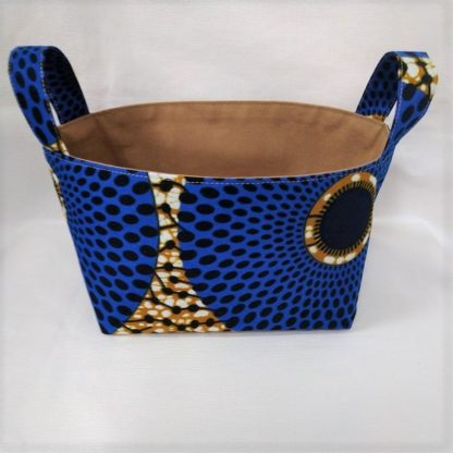 <span style="color: #ff6347; font-style: bold;">【売切】</span><br>067<br>アフリカ布で作った小物入れ（小）<br>ブルーサークル