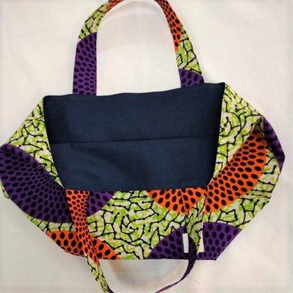 <span style="color: #ff6347; font-style: bold;">【売切】</span><br>075<br>アフリカ布の<br>エコバッグ（大） <br>オレンジ＆パープル - 画像 (2)