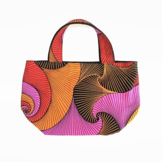 <span style="color: #ff6347; font-style: bold;">【売切】</span><br>098<br>アフリカ布のトートバッグ<br>中<br>ブラック&レッド