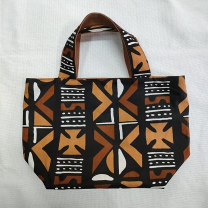 <span style="color: #ff6347; font-style: bold;">【売切】</span><br>095<br>アフリカ布のトートバッグ<br>中<br>ブラウン