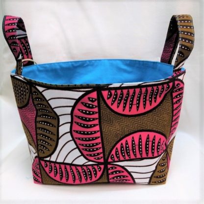 <span style="color: #ff6347; font-style: bold;">【売切】</span><br>044<br>アフリカ布で作った小物入れ（大）<br>レッド＆ブラウン