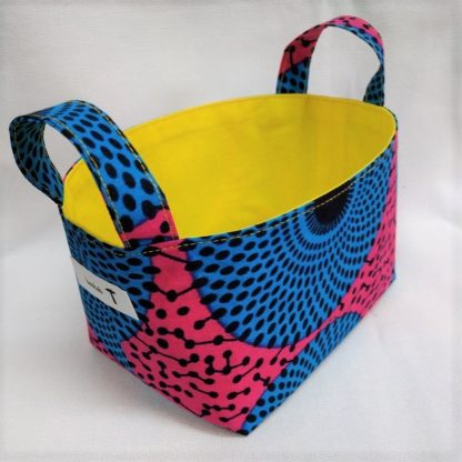 <span style="color: #ff6347; font-style: bold;">【売切】</span><br>058<br>アフリカ布で作った小物入れ（小）<br>ブルーサークル - 画像 (2)