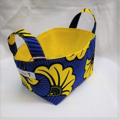 <span style="color: #ff6347; font-style: bold;">【売切】</span><br>046<br>アフリカ布で作った小物入れ（小）<br>イエローリーブス - 画像 (2)