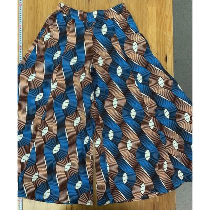 <span style="color: #ff6347; font-style: bold;">【売切】</span><br>060<br>アフリカ布の<br>フレアパンツ<br>サイズS