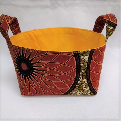 <span style="color: #ff6347; font-style: bold;">【売切】</span><br>035<br>アフリカ布で作った小物入れ（小）<br>ダークレッドフラワー