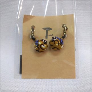 <span style="color: #ff6347; font-style: bold;">【売切】</span><br>079<br>アフリカ布の<br>イヤリング<br>ブラウン