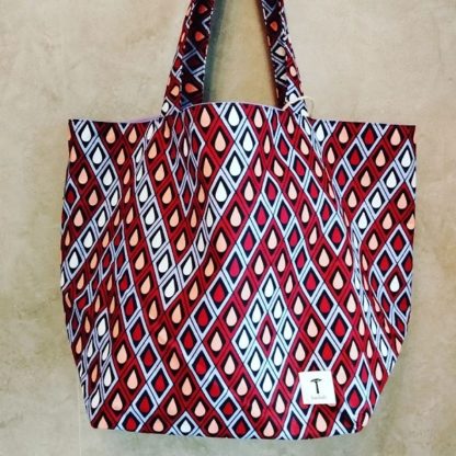 <span style="color: #ff6347; font-style: bold;">【売切】</span><br>051<br>アフリカ布の<br>エコバッグ（大） <br>レッド
