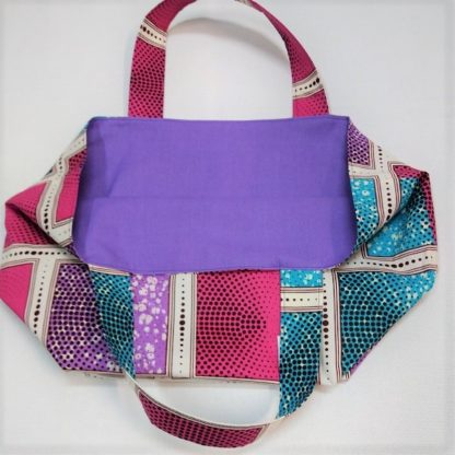 <span style="color: #ff6347; font-style: bold;">【売切】</span><br>047<br>アフリカ布の<br>エコバッグ（大） <br>レッド＆パープル - 画像 (2)