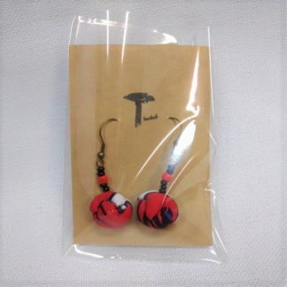 <span style="color: #ff6347; font-style: bold;">【売切】</span><br>074<br>アフリカ布で作ったピアス<br>レッド