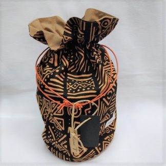 <span style="color: #ff6347; font-style: bold;">【売切】</span><br>079<br>ハネ付き丸底巾着<br>ブラウン