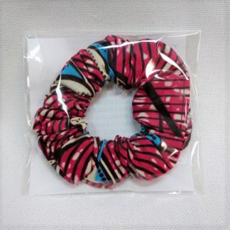 <span style="color: #ff6347; font-style: bold;">【売切】</span><br>054<br>アフリカ布でつくったシュシュ