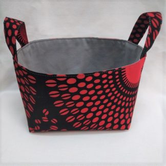 <span style="color: #ff6347; font-style: bold;">【売切】</span><br>190<br>アフリカ布で作った小物入れ(小)<br>レッド&ブラック