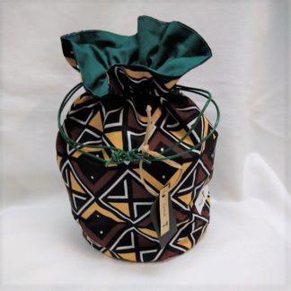 <span style="color: #ff6347; font-style: bold;">【売切】</span><br>075<br>ハネ付き丸底巾着<br>ブラウン