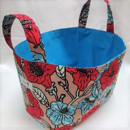 <span style="color: #ff6347; font-style: bold;">【売切】</span><br>182<br>アフリカ布で作った小物入れ（大）<br>レッド＆ブルーフラワー - 画像 (2)