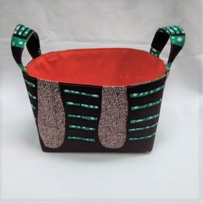 <span style="color: #ff6347; font-style: bold;">【売切】</span><br>184<br>アフリカ布で作った小物入れ（小）<br>グリーン＆ブラック