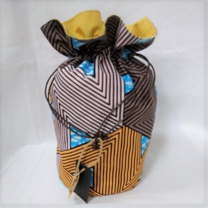 <span style="color: #ff6347; font-style: bold;">【売切】</span><br>068<br>ハネ付き丸底巾着<br>ブルー＆グレー