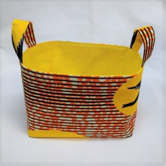 <span style="color: #ff6347; font-style: bold;">【売切】</span><br>167<br>アフリカ布で作った小物入れ（小）<br>イエローバード