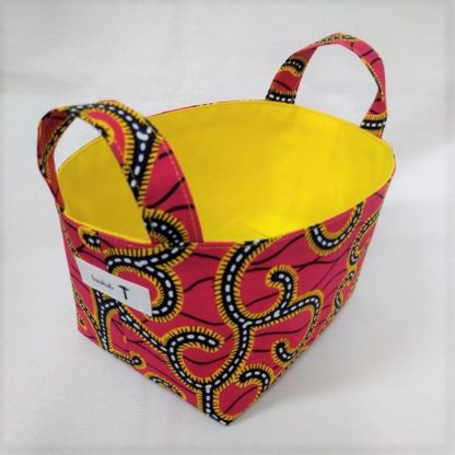 <span style="color: #ff6347; font-style: bold;">【売切】</span><br>156<br>アフリカ布で作った小物入れ（小）<br>レッド＆イエロー➁ - 画像 (2)