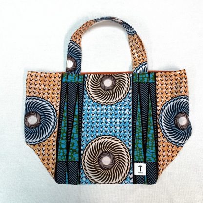 <span style="color: #ff6347; font-style: bold;">【売切】</span><br>174<br>アフリカ布の<br>エコバッグ（大） <br>ブルー＆ライトブラウン
