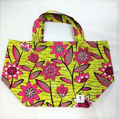 <span style="color: #ff6347; font-style: bold;">【売切】</span><br>170<br>アフリカ布の<br>エコバッグ（大） <br>ピンクフラワー