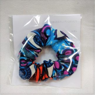 <span style="color: #ff6347; font-style: bold;">【売切】</span><br>036<br>アフリカ布でつくったシュシュ