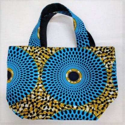 <span style="color: #ff6347; font-style: bold;">【売切】</span><br>084<br>アフリカ布のトートバッグ<br>中<br>ブルーサークル