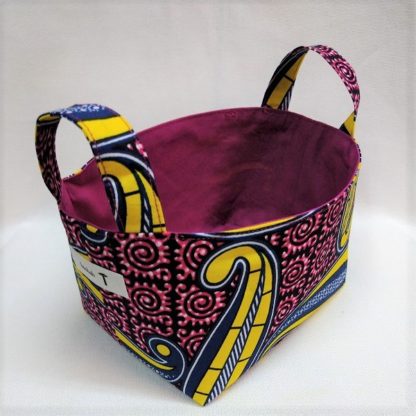 <span style="color: #ff6347; font-style: bold;">【売切】</span><br>153<br>アフリカ布で作った小物入れ（小）<br>イエロー＆レッド - 画像 (2)