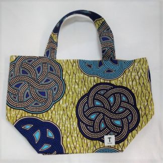 <span style="color: #ff6347; font-style: bold;">【売切】</span><br>168<br>アフリカ布の<br>エコバッグ（大） <br>ブルー＆ライトグリーン