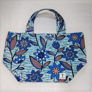 <span style="color: #ff6347; font-style: bold;">【売切】</span><br>165<br>アフリカ布の<br>エコバッグ（大） <br>ブルーフラワー
